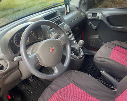 Красный Фиат Панда, объемом двигателя 1.25 л и пробегом 120 тыс. км за 3500 $, фото 7 на Automoto.ua