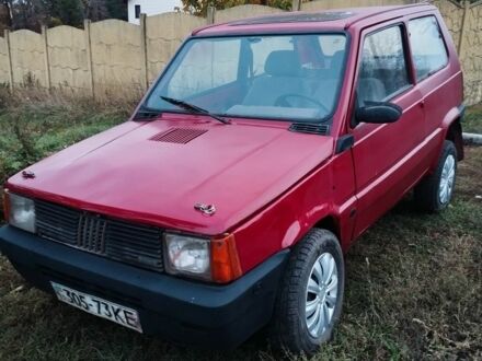 Фиат Панда 1989 в Чугуеве на Automoto.ua Красный Фиат Панда, объемом двигателя 0 л и пробегом 150 тыс. км за 850 $, фото 1 на Automoto.ua