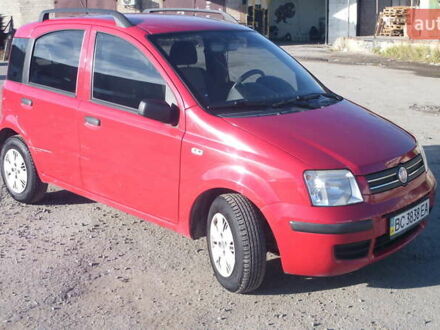 Красный Фиат Панда, объемом двигателя 1.24 л и пробегом 112 тыс. км за 4500 $, фото 1 на Automoto.ua