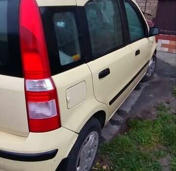 Желтый Фиат Панда, объемом двигателя 1.1 л и пробегом 160 тыс. км за 2400 $, фото 3 на Automoto.ua