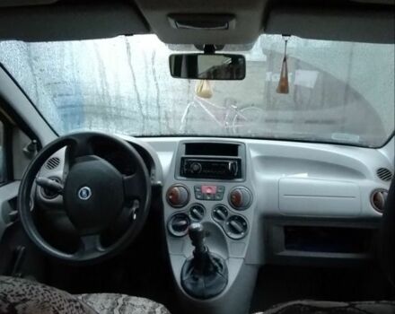 Желтый Фиат Панда, объемом двигателя 1.1 л и пробегом 160 тыс. км за 2400 $, фото 2 на Automoto.ua