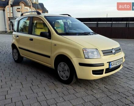 Желтый Фиат Панда, объемом двигателя 1.24 л и пробегом 147 тыс. км за 3750 $, фото 5 на Automoto.ua