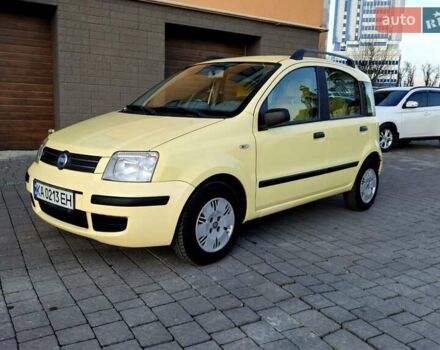 Желтый Фиат Панда, объемом двигателя 1.24 л и пробегом 147 тыс. км за 3750 $, фото 1 на Automoto.ua