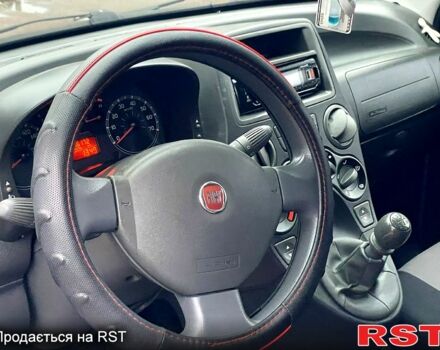 Синий Фиат Панда, объемом двигателя 1.2 л и пробегом 200 тыс. км за 3950 $, фото 11 на Automoto.ua