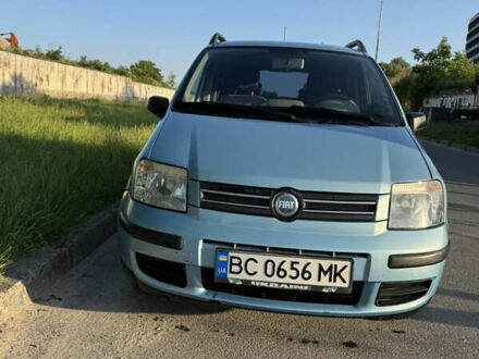 Фиат Панда 2006 в Львове на Automoto.ua Синий Фиат Панда, объемом двигателя 1.24 л и пробегом 136 тыс. км за 4100 $, фото 1 на Automoto.ua