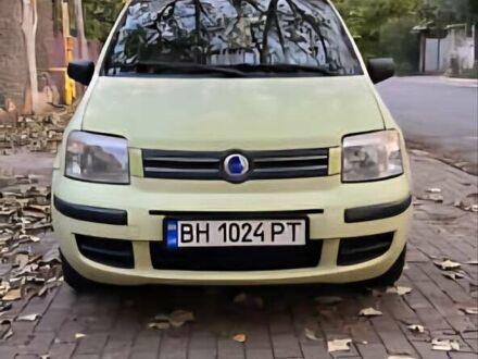 Зеленый Фиат Панда, объемом двигателя 1.24 л и пробегом 208 тыс. км за 3000 $, фото 1 на Automoto.ua