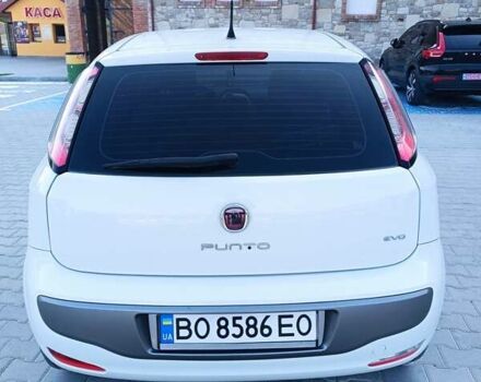 Білий Фіат Пунто Ево, об'ємом двигуна 1.37 л та пробігом 143 тис. км за 5700 $, фото 4 на Automoto.ua