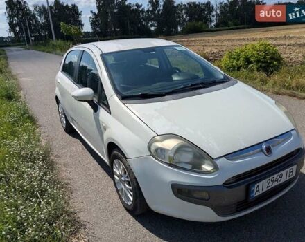 Білий Фіат Пунто Ево, об'ємом двигуна 1.2 л та пробігом 328 тис. км за 4100 $, фото 11 на Automoto.ua