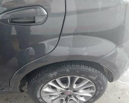 Серый Фиат Пунто Эво, объемом двигателя 1.25 л и пробегом 224 тыс. км за 4899 $, фото 3 на Automoto.ua