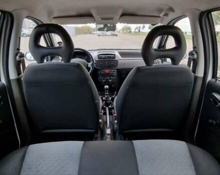 Белый Фиат Пунто, объемом двигателя 1.24 л и пробегом 159 тыс. км за 3650 $, фото 10 на Automoto.ua