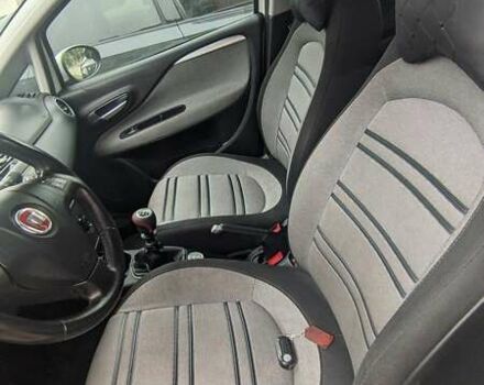 Білий Фіат Пунто, об'ємом двигуна 1.4 л та пробігом 215 тис. км за 4500 $, фото 6 на Automoto.ua