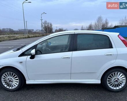 Білий Фіат Пунто, об'ємом двигуна 1.37 л та пробігом 208 тис. км за 3700 $, фото 7 на Automoto.ua