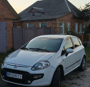 Білий Фіат Пунто, об'ємом двигуна 1.4 л та пробігом 215 тис. км за 4500 $, фото 2 на Automoto.ua