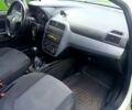 Білий Фіат Пунто, об'ємом двигуна 1.2 л та пробігом 300 тис. км за 3900 $, фото 6 на Automoto.ua