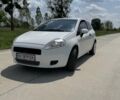Белый Фиат Пунто, объемом двигателя 1.24 л и пробегом 224 тыс. км за 3500 $, фото 1 на Automoto.ua