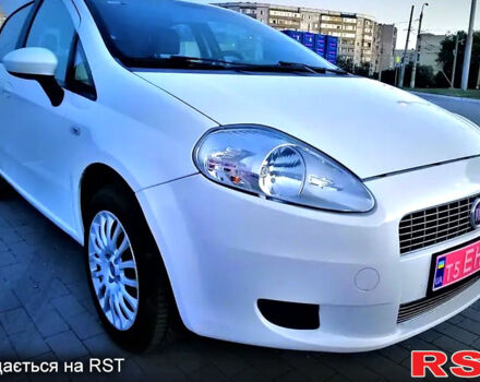 Белый Фиат Пунто, объемом двигателя 1.4 л и пробегом 209 тыс. км за 4000 $, фото 1 на Automoto.ua