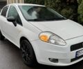 Белый Фиат Пунто, объемом двигателя 1.3 л и пробегом 265 тыс. км за 4500 $, фото 1 на Automoto.ua