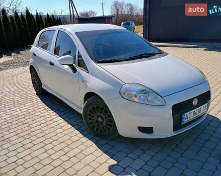 Белый Фиат Пунто, объемом двигателя 1.25 л и пробегом 227 тыс. км за 4800 $, фото 6 на Automoto.ua