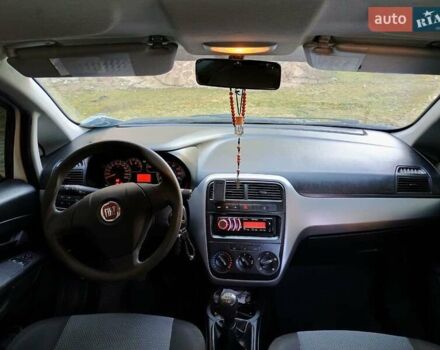 Белый Фиат Пунто, объемом двигателя 1.25 л и пробегом 227 тыс. км за 4800 $, фото 12 на Automoto.ua
