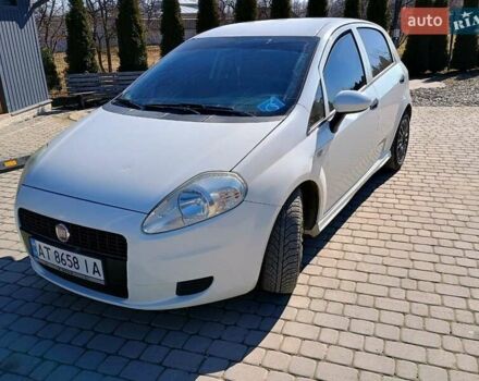 Белый Фиат Пунто, объемом двигателя 1.25 л и пробегом 227 тыс. км за 4800 $, фото 1 на Automoto.ua