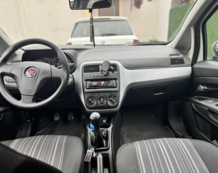 Белый Фиат Пунто, объемом двигателя 1.2 л и пробегом 265 тыс. км за 4500 $, фото 6 на Automoto.ua