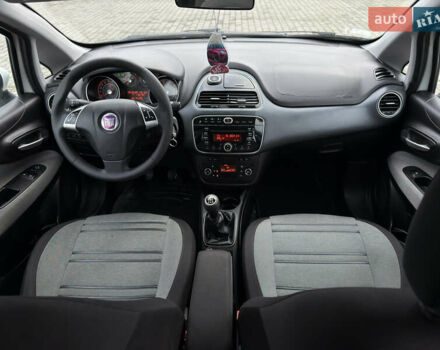 Білий Фіат Пунто, об'ємом двигуна 1.3 л та пробігом 118 тис. км за 3990 $, фото 36 на Automoto.ua