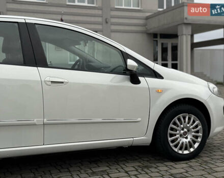 Білий Фіат Пунто, об'ємом двигуна 1.3 л та пробігом 118 тис. км за 3990 $, фото 19 на Automoto.ua