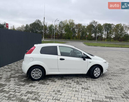 Білий Фіат Пунто, об'ємом двигуна 1.24 л та пробігом 179 тис. км за 3400 $, фото 6 на Automoto.ua