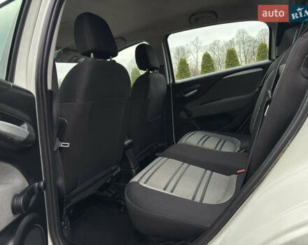 Білий Фіат Пунто, об'ємом двигуна 1.3 л та пробігом 118 тис. км за 3990 $, фото 31 на Automoto.ua