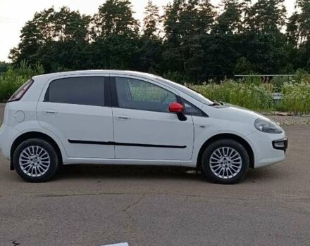 Білий Фіат Пунто, об'ємом двигуна 1.37 л та пробігом 156 тис. км за 7750 $, фото 2 на Automoto.ua