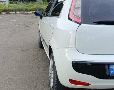 Білий Фіат Пунто, об'ємом двигуна 1.37 л та пробігом 156 тис. км за 7750 $, фото 4 на Automoto.ua