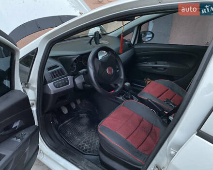 Білий Фіат Пунто, об'ємом двигуна 1.3 л та пробігом 224 тис. км за 4300 $, фото 7 на Automoto.ua