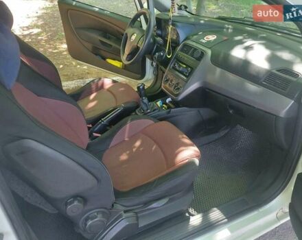 Белый Фиат Пунто, объемом двигателя 1.25 л и пробегом 161 тыс. км за 3900 $, фото 24 на Automoto.ua