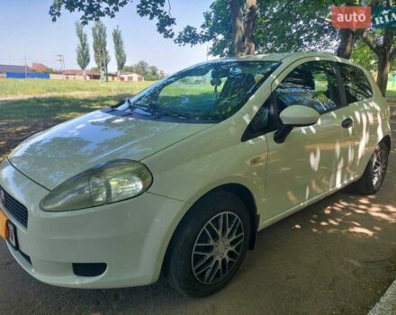 Белый Фиат Пунто, объемом двигателя 1.25 л и пробегом 161 тыс. км за 3900 $, фото 4 на Automoto.ua
