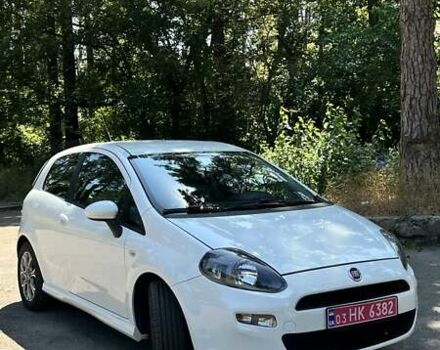 Белый Фиат Пунто, объемом двигателя 1.4 л и пробегом 163 тыс. км за 6500 $, фото 4 на Automoto.ua