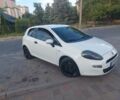 Белый Фиат Пунто, объемом двигателя 1.2 л и пробегом 249 тыс. км за 4200 $, фото 1 на Automoto.ua