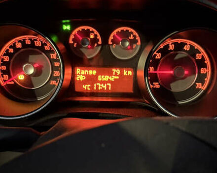 Белый Фиат Пунто, объемом двигателя 1.24 л и пробегом 65 тыс. км за 5000 $, фото 4 на Automoto.ua