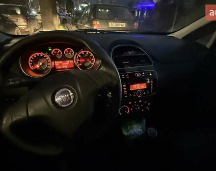 Белый Фиат Пунто, объемом двигателя 1.24 л и пробегом 65 тыс. км за 5000 $, фото 1 на Automoto.ua