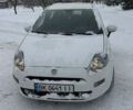 Белый Фиат Пунто, объемом двигателя 1.24 л и пробегом 65 тыс. км за 5000 $, фото 1 на Automoto.ua