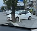 Белый Фиат Пунто, объемом двигателя 1.3 л и пробегом 297 тыс. км за 2000 $, фото 1 на Automoto.ua