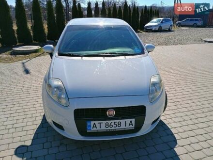 Белый Фиат Пунто, объемом двигателя 1.25 л и пробегом 227 тыс. км за 4800 $, фото 1 на Automoto.ua