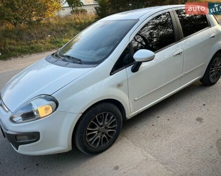 Білий Фіат Пунто, об'ємом двигуна 1.25 л та пробігом 204 тис. км за 4500 $, фото 1 на Automoto.ua