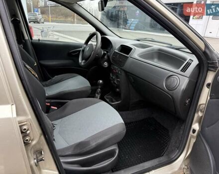 Бежевий Фіат Пунто, об'ємом двигуна 1 л та пробігом 220 тис. км за 2450 $, фото 8 на Automoto.ua