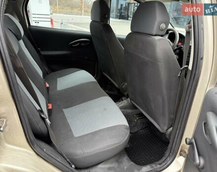 Бежевий Фіат Пунто, об'ємом двигуна 1 л та пробігом 220 тис. км за 2450 $, фото 10 на Automoto.ua