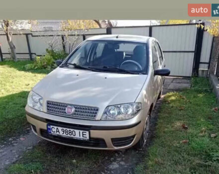 Фиат Пунто 2008 в Черкассах на Automoto.ua Бежевый Фиат Пунто, объемом двигателя 1.24 л и пробегом 140 тыс. км за 3700 $, фото 1 на Automoto.ua