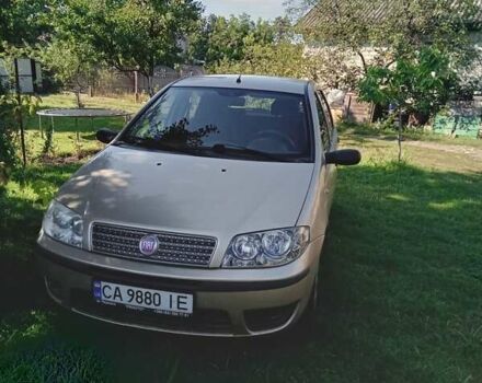 Бежевий Фіат Пунто, об'ємом двигуна 1.24 л та пробігом 140 тис. км за 3900 $, фото 1 на Automoto.ua