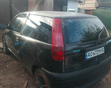 Чорний Фіат Пунто, об'ємом двигуна 1.1 л та пробігом 200 тис. км за 953 $, фото 3 на Automoto.ua