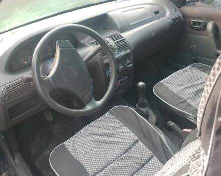 Чорний Фіат Пунто, об'ємом двигуна 1.1 л та пробігом 200 тис. км за 953 $, фото 4 на Automoto.ua