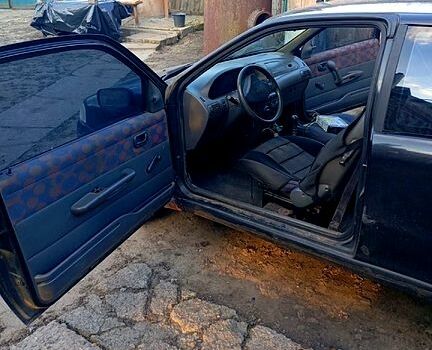 Черный Фиат Пунто, объемом двигателя 1.1 л и пробегом 270 тыс. км за 850 $, фото 1 на Automoto.ua