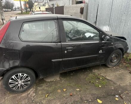 Черный Фиат Пунто, объемом двигателя 1.2 л и пробегом 100 тыс. км за 520 $, фото 2 на Automoto.ua